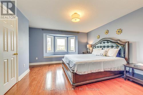 360 Riverstone Drive, Oakville, ON - Indoor Photo Showing Bedroom