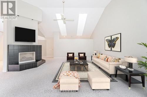 4189 Inglewood Drive, Burlington, ON - Indoor Photo Showing Living Room