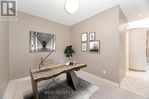 4189 Inglewood Drive, Burlington, ON - Indoor Photo Showing Other Room