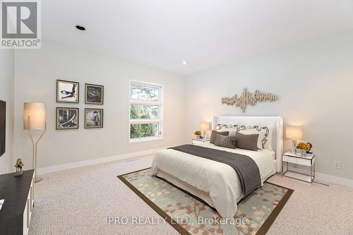 4189 Inglewood Drive, Burlington, ON - Indoor Photo Showing Bedroom