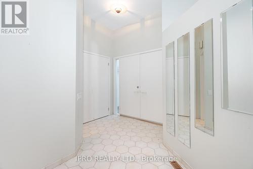 4189 Inglewood Drive, Burlington, ON - Indoor Photo Showing Other Room