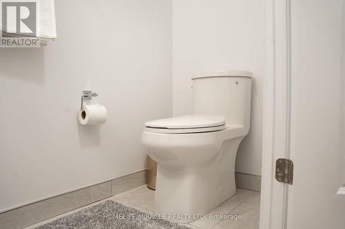 3207 - 36 Elm Drive, Mississauga, ON - Indoor Photo Showing Bathroom