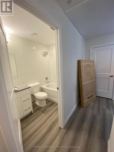 2206 - 60 Charles Street, Kitchener, ON - Indoor Photo Showing Bathroom