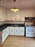 31 - 2395 Bromsgrove Road, Mississauga, ON  - Indoor Photo Showing Kitchen With Double Sink 