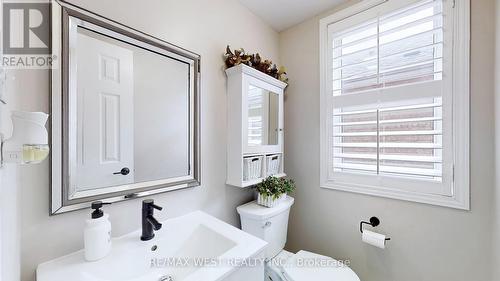 10 Via Cassia Drive, Toronto, ON - Indoor Photo Showing Bathroom