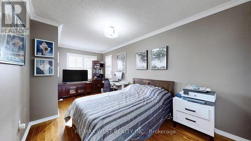 10 Via Cassia Drive, Toronto, ON - Indoor Photo Showing Bedroom