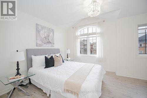 35 Hogan Manor Drive, Brampton, ON - Indoor Photo Showing Bedroom