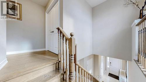 3355 Mockingbird Common Crescent, Oakville, ON - Indoor Photo Showing Other Room