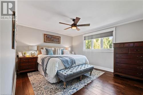 3838 Summit Avenue, Fort Erie, ON - Indoor Photo Showing Bedroom