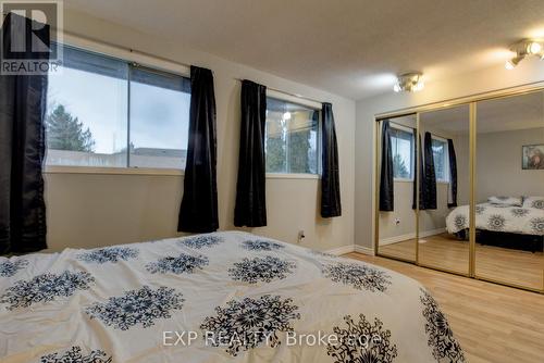 116 Glamis Road, Cambridge, ON - Indoor Photo Showing Bedroom