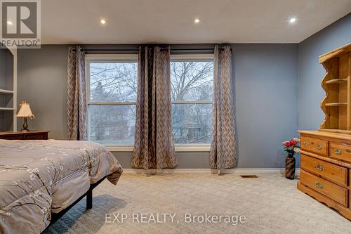 116 Glamis Road, Cambridge, ON - Indoor Photo Showing Bedroom