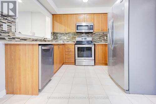 11 - 250 Richvale Drive, Brampton, ON - Indoor Photo Showing Kitchen