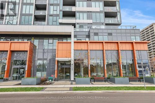 805 - 500 Brock Avenue, Burlington, ON - Outdoor With Balcony