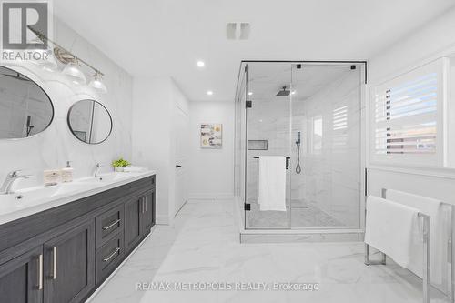 37 Geddington Crescent, Markham, ON - Indoor Photo Showing Bathroom