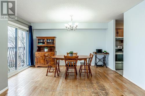 301 - 1047 Mississaga Street W, Orillia, ON - Indoor Photo Showing Dining Room