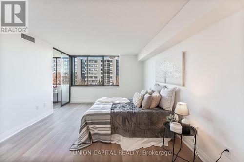 611 - 2350 Bridletowne Circle, Toronto, ON - Indoor Photo Showing Bedroom