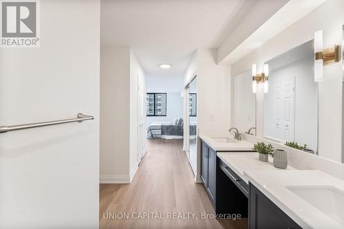 611 - 2350 Bridletowne Circle, Toronto, ON - Indoor Photo Showing Bathroom