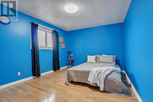 348 Ridgeway Avenue, Oshawa, ON - Indoor Photo Showing Bedroom