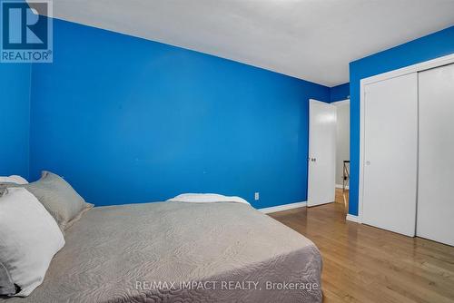 348 Ridgeway Avenue, Oshawa, ON - Indoor Photo Showing Bedroom