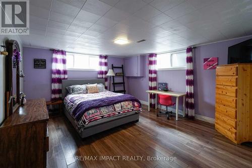 348 Ridgeway Avenue, Oshawa, ON - Indoor Photo Showing Bedroom