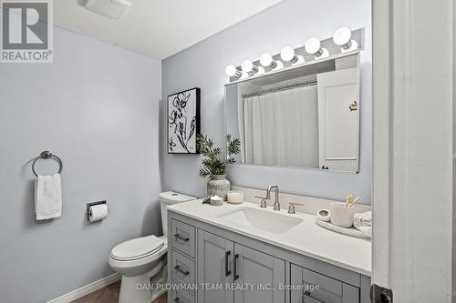 314 Dickens Drive, Oshawa, ON - Indoor Photo Showing Bathroom