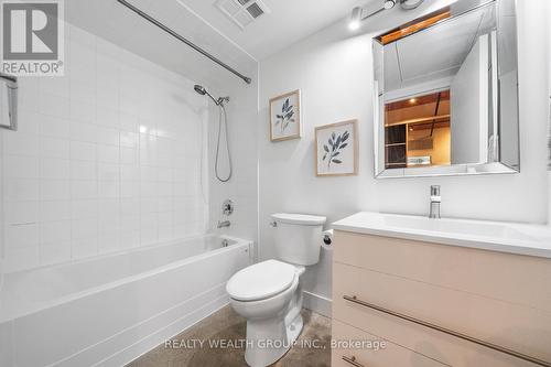 507 - 68 Broadview Avenue, Toronto, ON - Indoor Photo Showing Bathroom