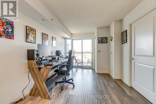 314 - 30 Meadowglen Place, Toronto, ON - Indoor Photo Showing Office