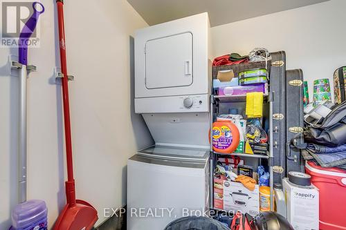 314 - 30 Meadowglen Place, Toronto, ON - Indoor Photo Showing Laundry Room