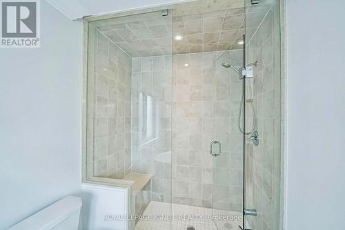 36 Lewis Avenue, Bradford West Gwillimbury, ON - Indoor Photo Showing Bathroom