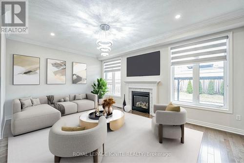 36 Lewis Avenue, Bradford West Gwillimbury, ON - Indoor Photo Showing Living Room With Fireplace