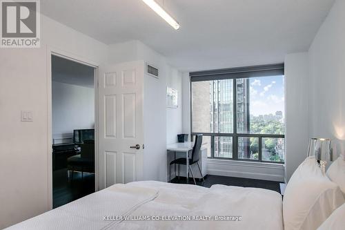 1506 - 40 Scollard St Street, Toronto, ON - Indoor Photo Showing Bedroom