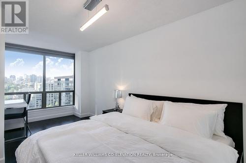 1506 - 40 Scollard St Street, Toronto, ON - Indoor Photo Showing Bedroom