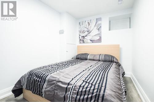 11 St. Patricks Square, Toronto, ON - Indoor Photo Showing Bedroom