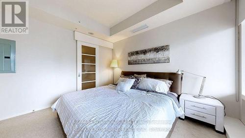 2803 - 180 University Avenue, Toronto, ON - Indoor Photo Showing Bedroom