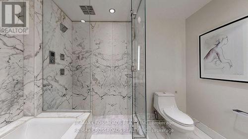 2803 - 180 University Avenue, Toronto, ON - Indoor Photo Showing Bathroom