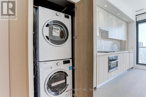 2003 - 81 Wellesley Street E, Toronto, ON - Indoor Photo Showing Laundry Room