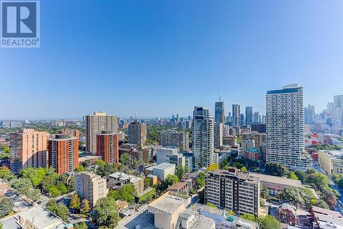 2003 - 81 Wellesley Street E, Toronto, ON - Outdoor With View