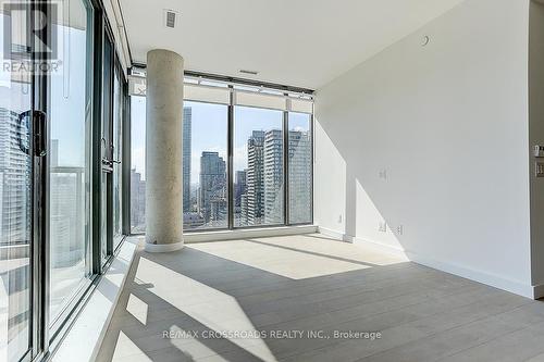 2003 - 81 Wellesley Street E, Toronto, ON - Indoor Photo Showing Other Room