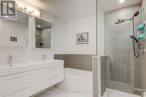 Th18 - 270 Davenport Road, Toronto, ON - Indoor Photo Showing Bathroom