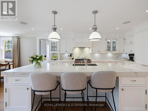 149 Dinnick Crescent, Toronto, ON - Indoor Photo Showing Kitchen With Upgraded Kitchen