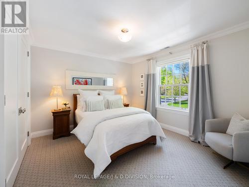 149 Dinnick Crescent, Toronto, ON - Indoor Photo Showing Bedroom