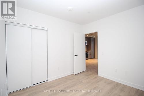 613 - 117 Broadway Avenue, Toronto, ON - Indoor Photo Showing Other Room