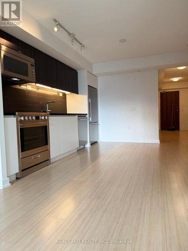 301 - 85 Queens Wharf Road, Toronto, ON - Indoor Photo Showing Kitchen