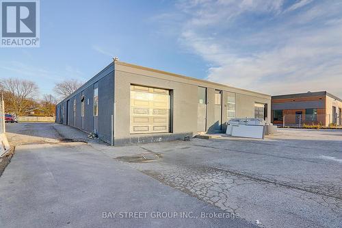 1752 Midland Avenue, Toronto, ON 