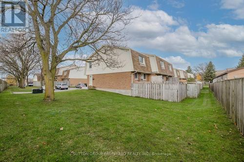 58 - 92 Stroud Crescent, London, ON - Outdoor