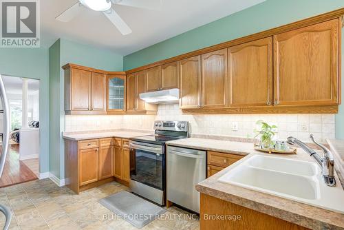 145 - 2025 Meadowgate Boulevard, London, ON - Indoor Photo Showing Kitchen With Double Sink