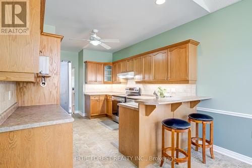 145 - 2025 Meadowgate Boulevard, London, ON - Indoor Photo Showing Kitchen