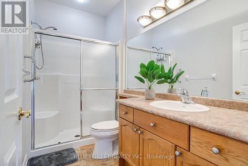 145 - 2025 Meadowgate Boulevard, London, ON - Indoor Photo Showing Bathroom