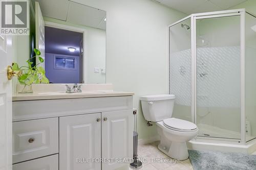 145 - 2025 Meadowgate Boulevard, London, ON - Indoor Photo Showing Bathroom