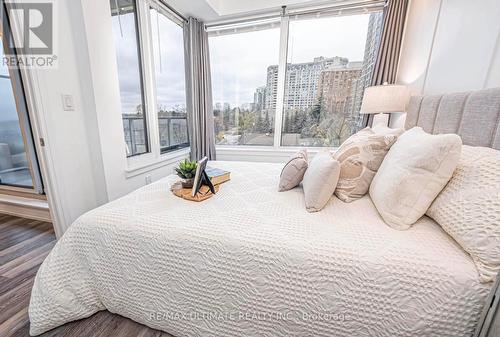 615 - 75 Canterbury Place, Toronto, ON - Indoor Photo Showing Bedroom